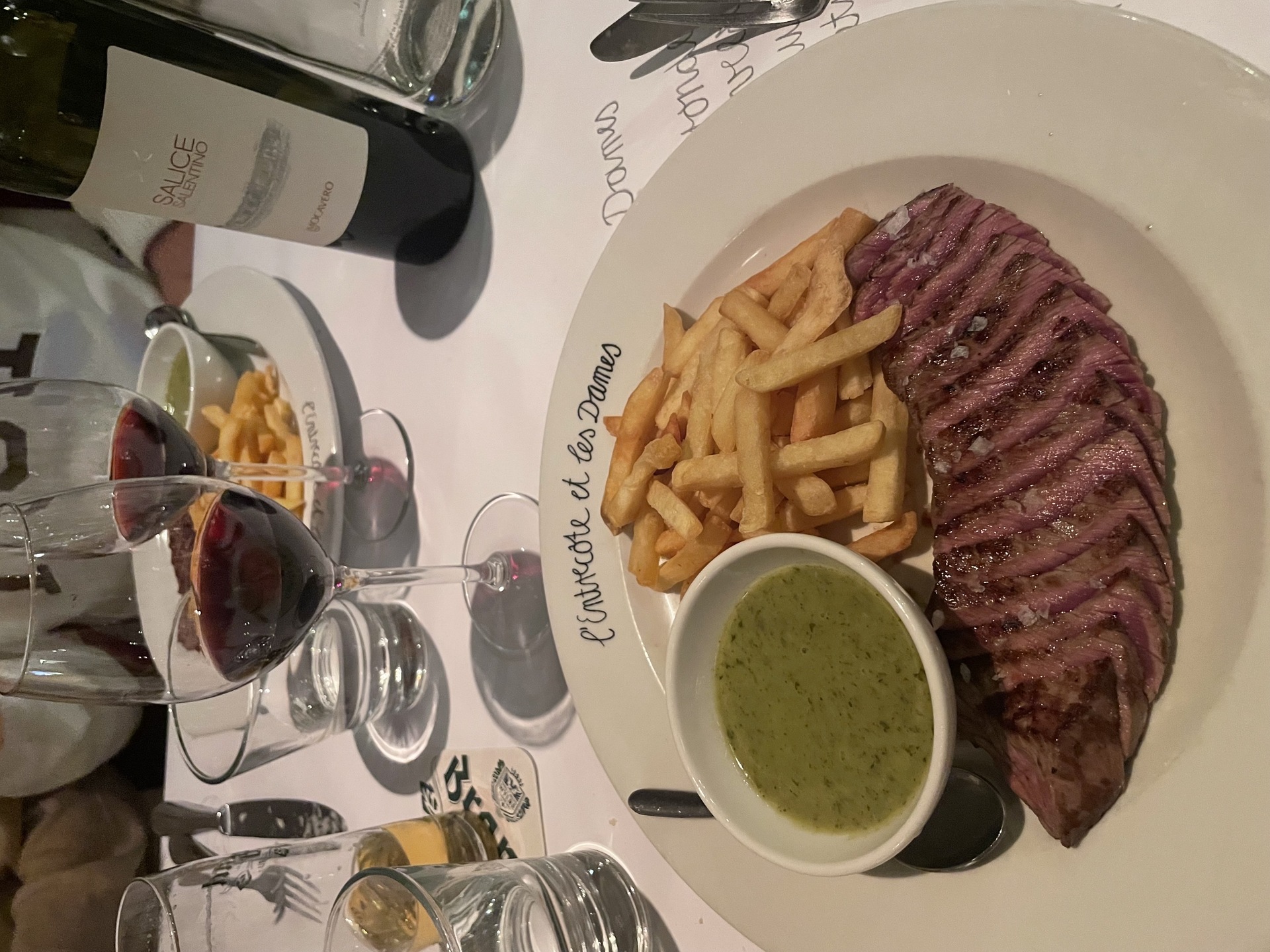 Review foto bij L'Entrecôte et les Dames